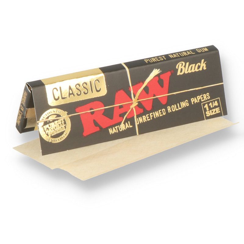 RAW Raw Classic Black 1 1/4 Rolling Papers Accessories Paper / Rolling Supplies